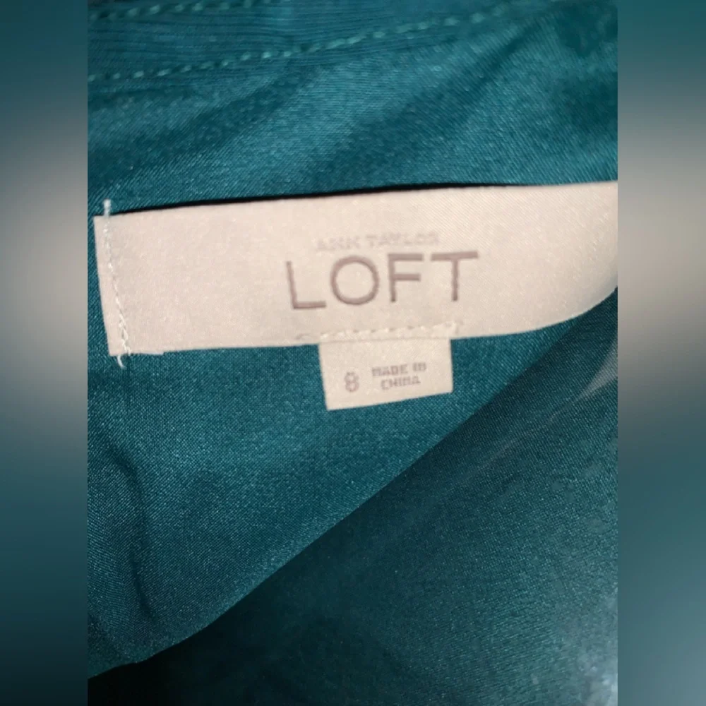 Elegant Emerald /Teal Loft Lace Dress - Picture 11 of 12